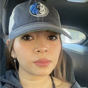 Meet your Posher, Sandy